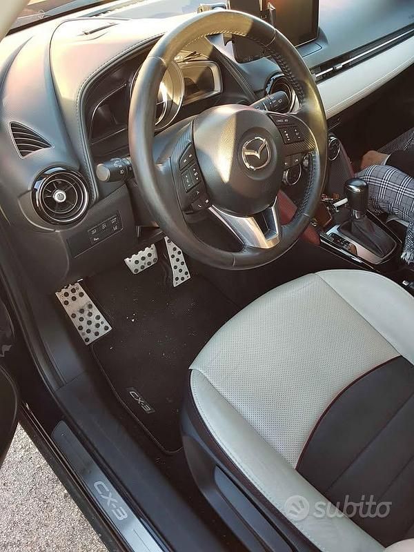Usata Mazda CX-3 Exceed 105 CV (77 kW) 2016 Blu SUV