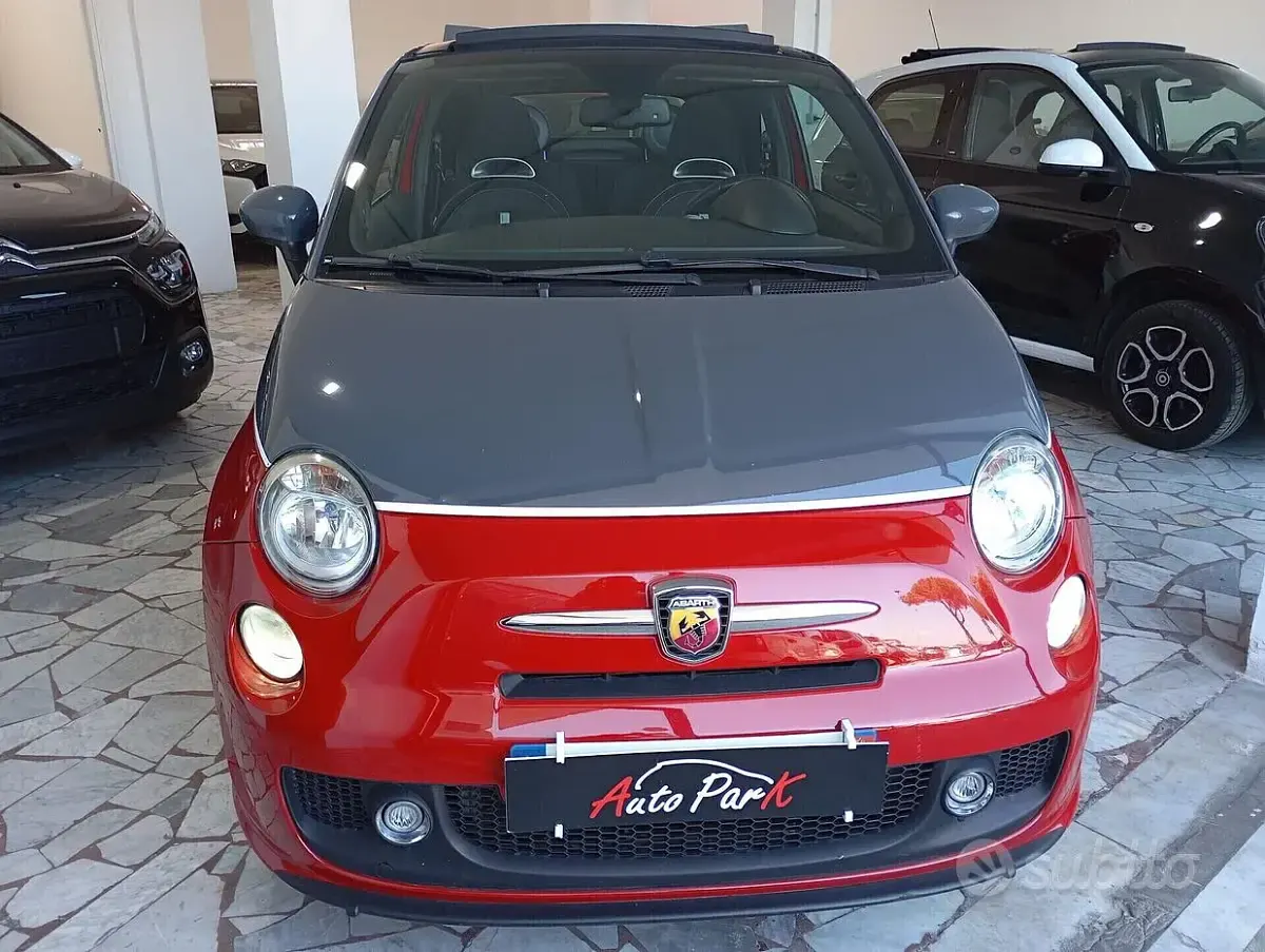 Usata Abarth 500C Custom 140 CV (102 kW) 2015 Rosso Cabrio