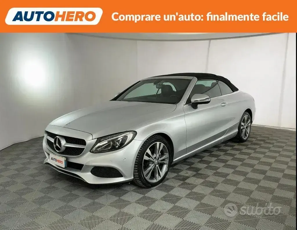 Usata Mercedes C220 170 CV (125 kW) 2017 Cabrio