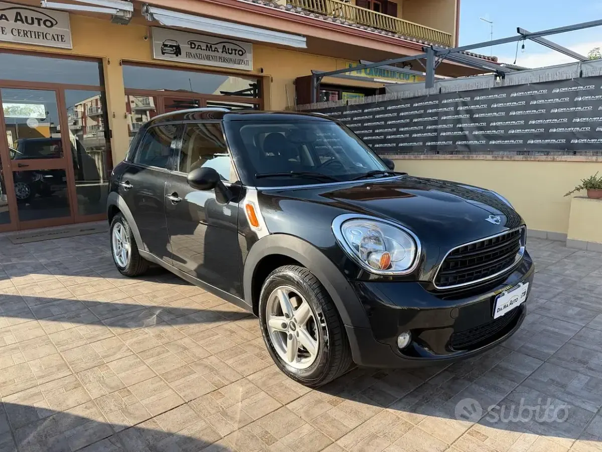 Usata Mini One D Countryman Business 90 CV (66 kW) 2014 Nero SUV