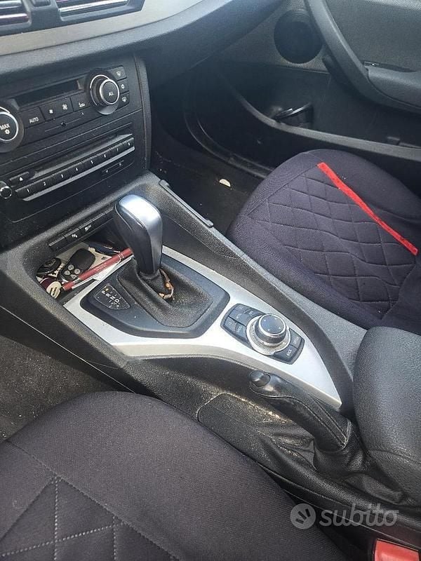 Usata BMW 118 143 CV (105 kW) 2012 Bianco Utilitaria