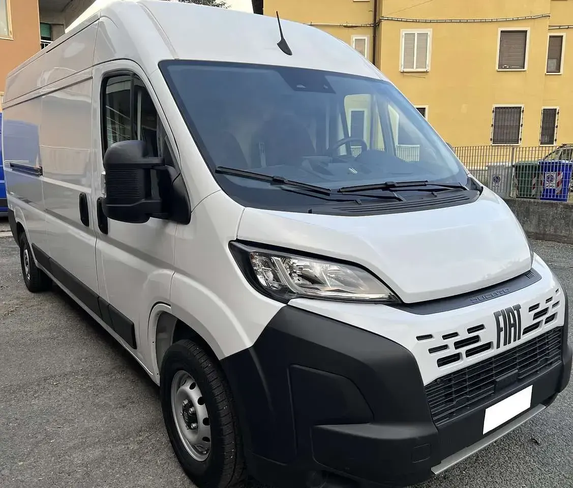 Usata Fiat Ducato 140 CV (102 kW) 2024 Bianco Furgone
