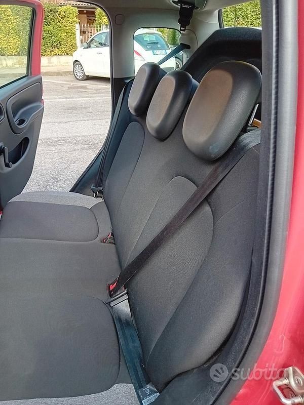 Usata Fiat Panda S 2022 Rosso Utilitaria