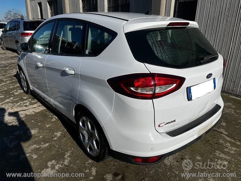 Begagnad Ford C-MAX S 120 HK (88 kW) 2017 Vit Minibuss