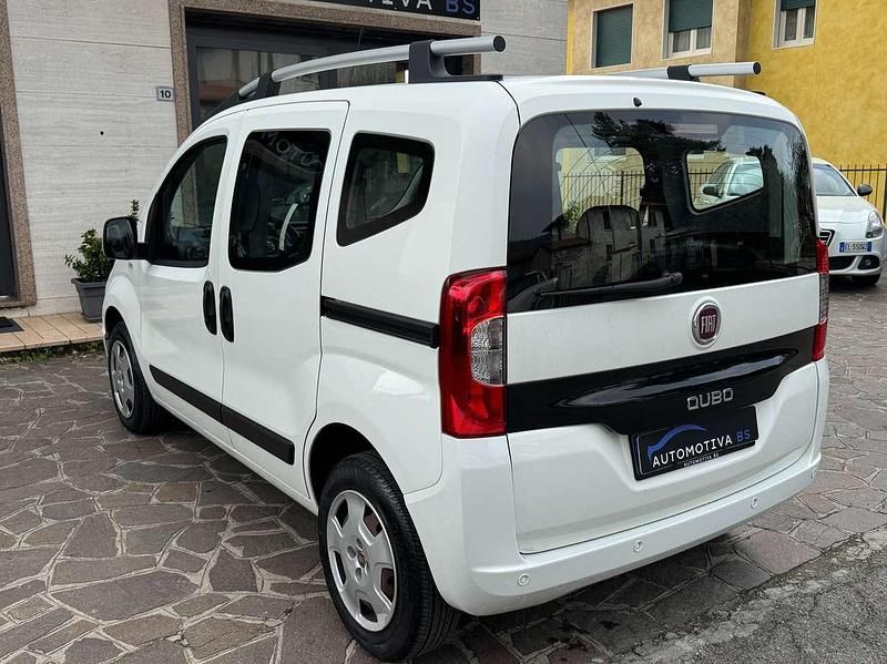 Usata Fiat Qubo Trekking 95 CV (69 kW) 2018 Bianco Monovolume