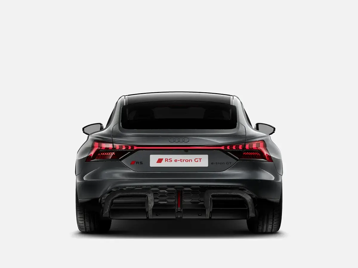 Nuova Audi e-tron Performance 163 kW (222 CV) 2026 Colore carrozzeria personalizzato audi exclusive SUV