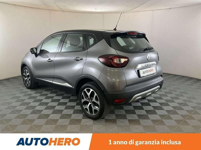 Usata Renault Captur Intens 90 CV (66 kW) 2018 Grigio SUV