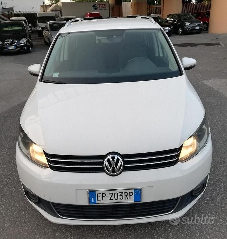 Usata VW Touran Highline 150 CV (110 kW) 2012 Bianco Monovolume