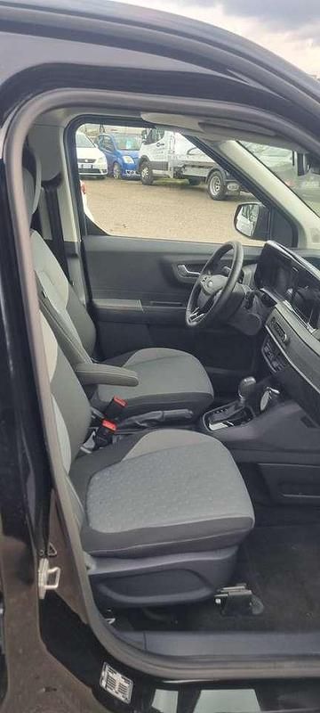 Usata Ford Tourneo Courier Titanium 125 CV (91 kW) 2025 Other Monovolume