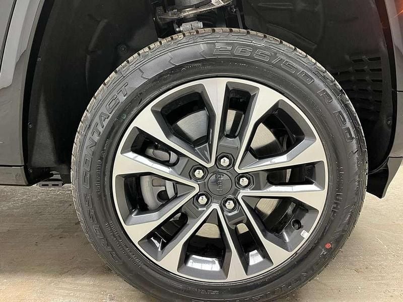 Usata Jeep Grand Cherokee Overland 380 CV (279 kW) 2023 Nero pastello SUV