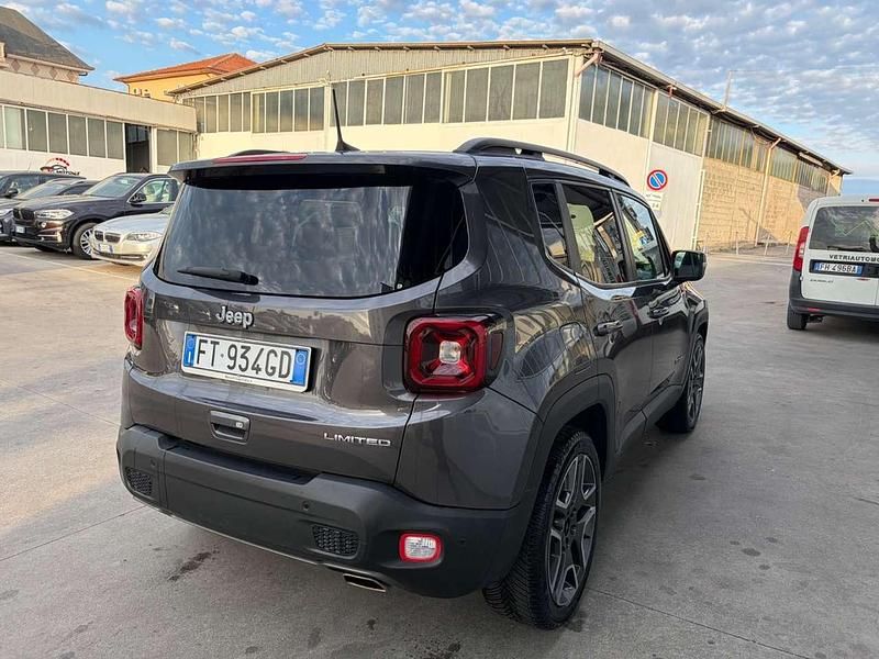Usata Jeep Renegade Limited 151 CV (111 kW) 2019 Grigio SUV