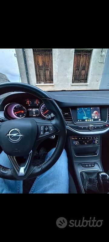 Usata Opel Astra 110 CV (80 kW) 2016 Bianco Coupé