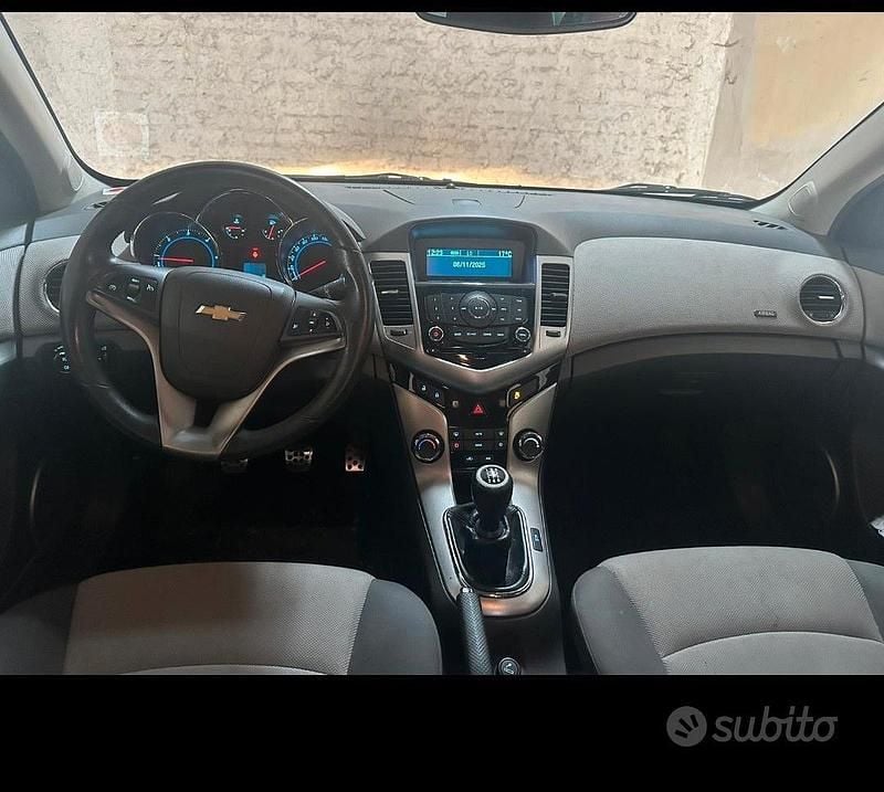 Usata Chevrolet Cruze LT 150 CV (110 kW) 2010 Grigio Berlina