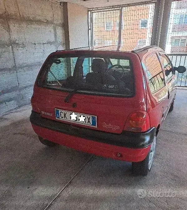 Usata Renault Twingo 58 CV (42 kW) 2004 Rosso Utilitaria
