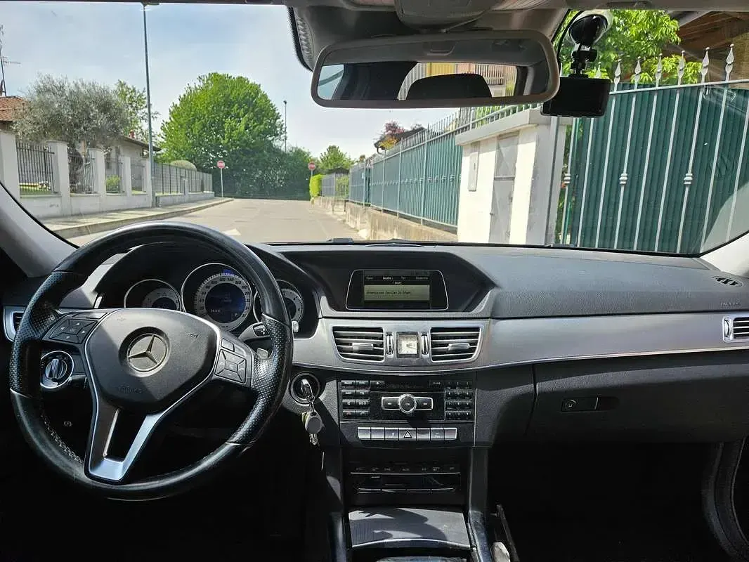 Usata Mercedes E250 204 CV (150 kW) 2014 Nero Station wagon