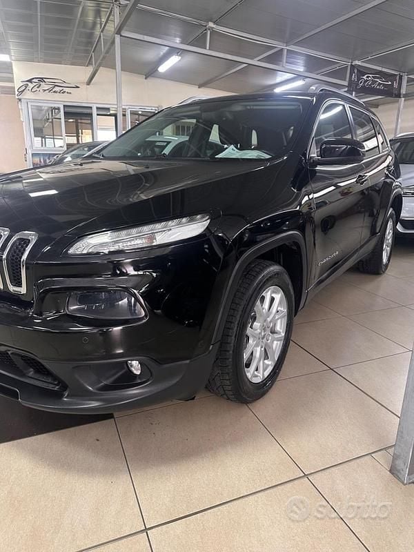Usata Jeep Cherokee Longitude 194 CV (142 kW) 2019 Nero SUV