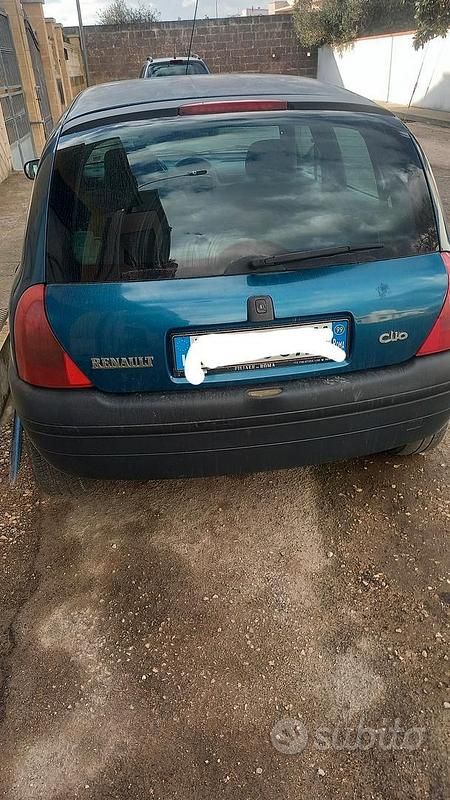 Usata Renault Clio II 1999 Utilitaria