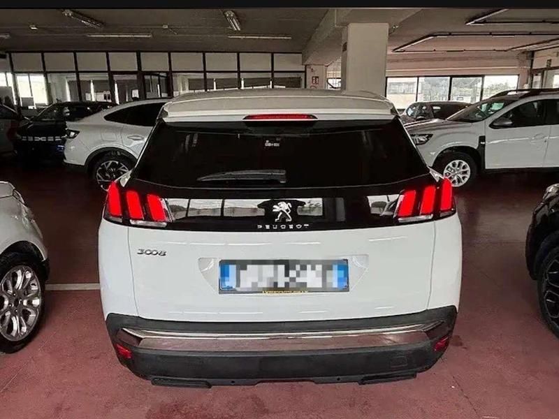 Usata Peugeot 3008 GT-line 120 CV (88 kW) 2017 Bianco SUV