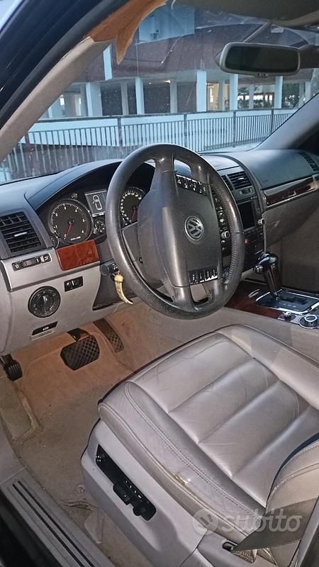 Usata VW Touareg R 174 CV (127 kW) 2004 Nero SUV