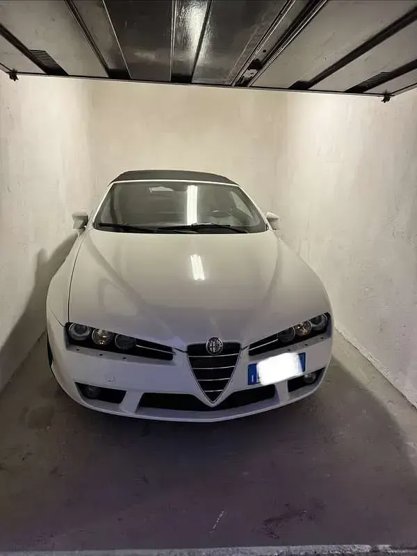 Usata Alfa Romeo Spider 209 CV (153 kW) 2008 Bianco Cabrio
