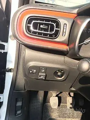 Usata Citroën C3 82 CV (60 kW) 2017 Bianco Berlina