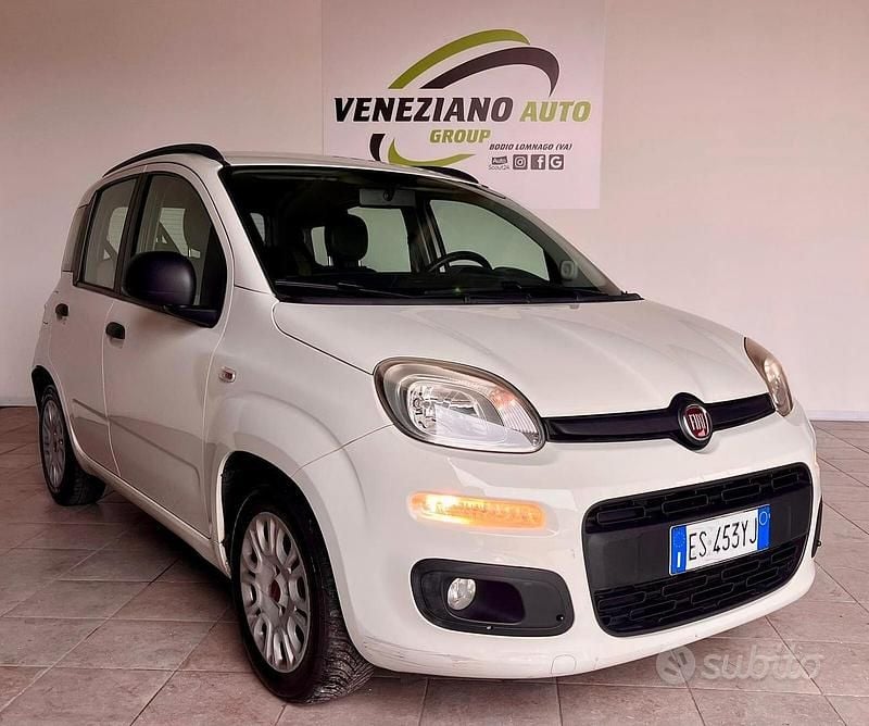 Usata Fiat Panda Lounge 69 CV (50 kW) 2014 Bianco Utilitaria