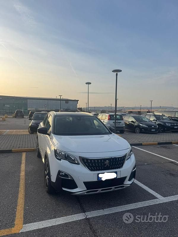 Usata Peugeot 3008 131 CV (96 kW) 2018 Bianco Monovolume