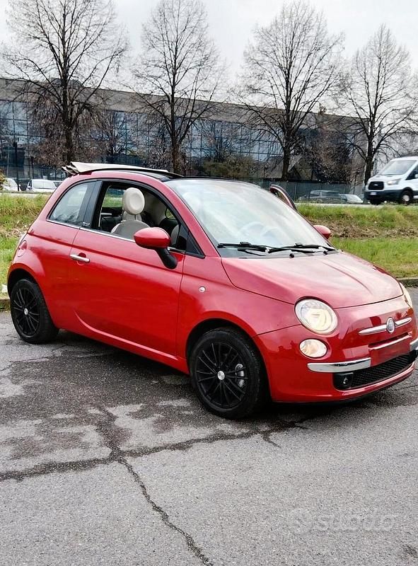 Usata Fiat 500C Lounge 101 CV (74 kW) 2009 Rosso Cabrio