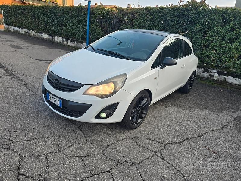 Bianco Usata 2014 Opel Corsa Utilitaria | 2250 € (Super prezzo) - Immagine 1/4