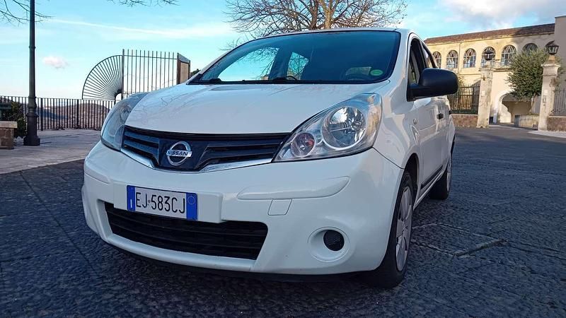 Usata Nissan Note Visia 90 CV (66 kW) 2011 Bianco Monovolume