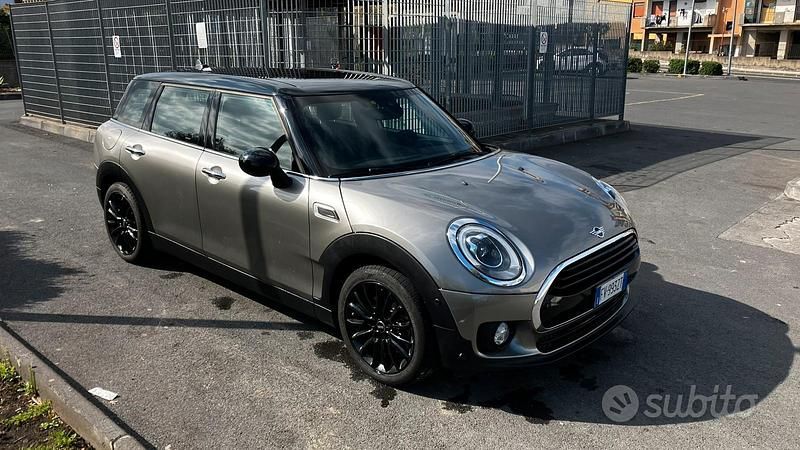 Grigio Usata 2019 Mini Cooper D Clubman Station wagon | 16.500 € (Buon prezzo) - Immagine 1/4