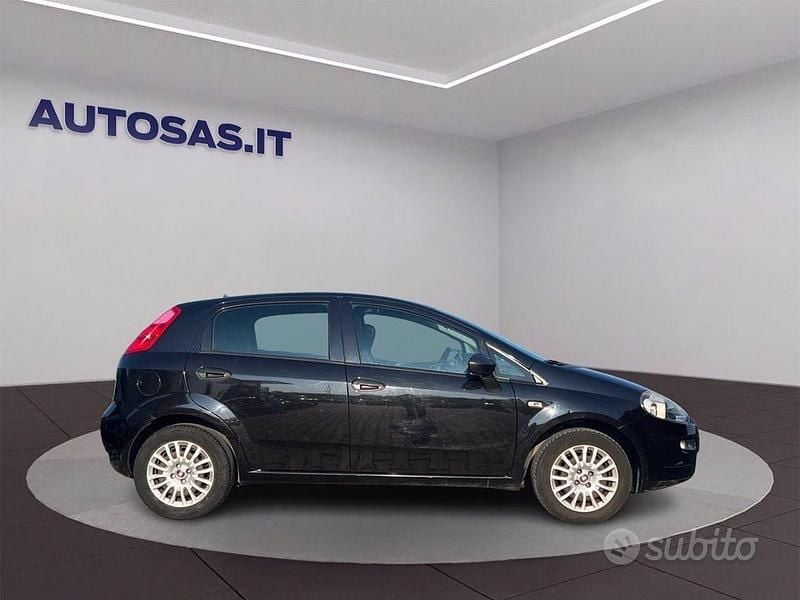 Usata Fiat Punto Street 69 CV (50 kW) 2017 Nero Utilitaria