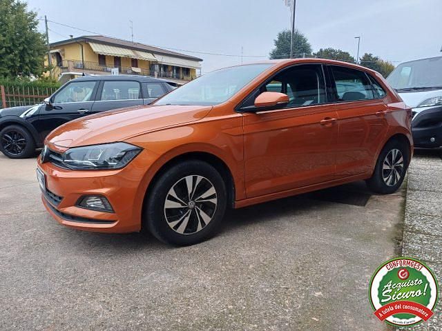 Usata VW Polo Comfortline 80 CV (58 kW) 2019 Arancione Berlina