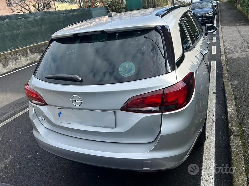 Usata Opel Astra GS Line 122 CV (89 kW) 2020 Grigio Station wagon