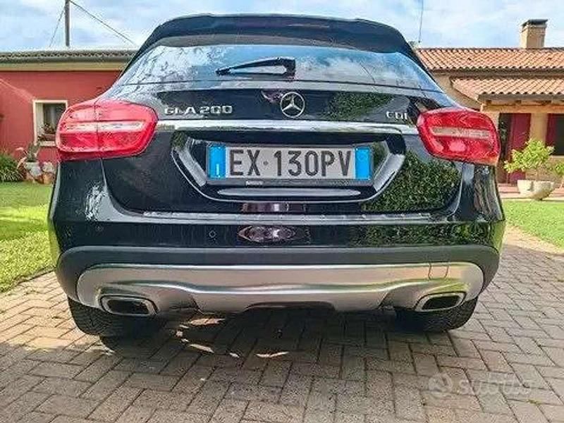 Usata Mercedes GLA200 136 CV (100 kW) 2014 Nero SUV