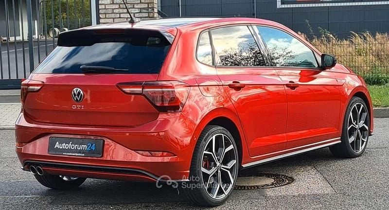Usata VW Polo Beats 207 CV (152 kW) 2022 Rosso Utilitaria