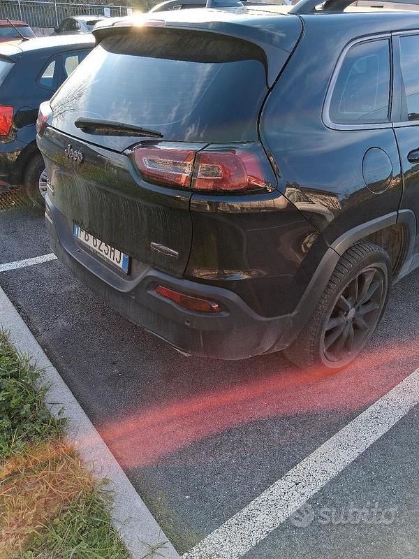 Usata Jeep Cherokee 185 CV (136 kW) 2016 Nero SUV