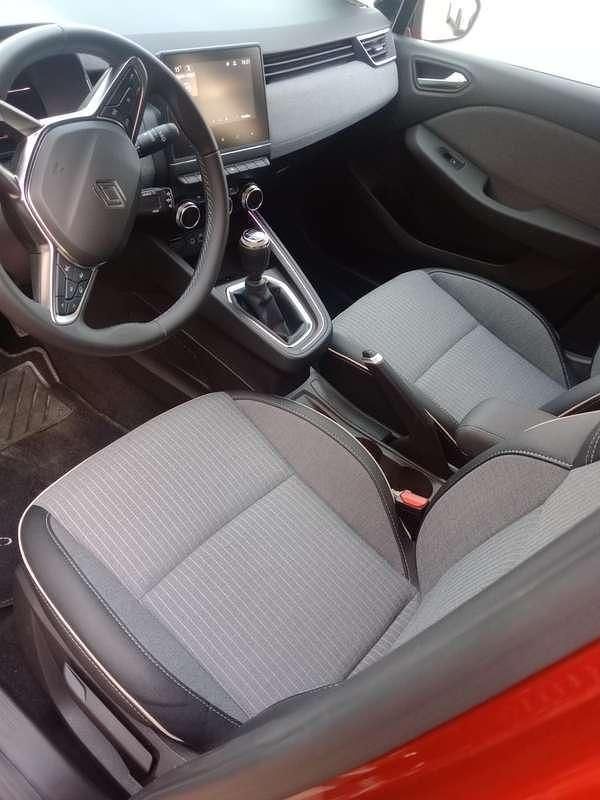 Usata Renault Clio V Techno 91 CV (66 kW) 2024 Berlina