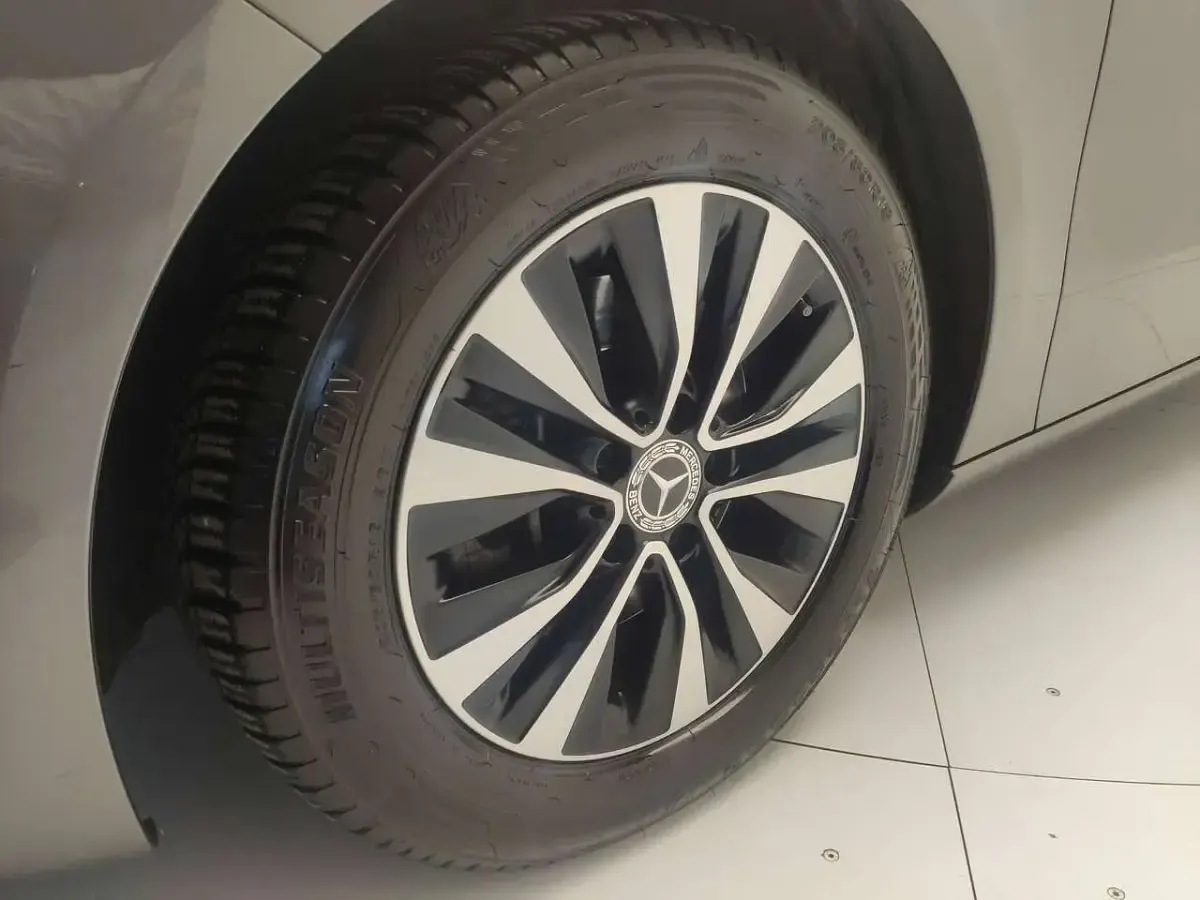 Usata Mercedes A200 Business 150 CV (110 kW) 2021 Grigio Berlina