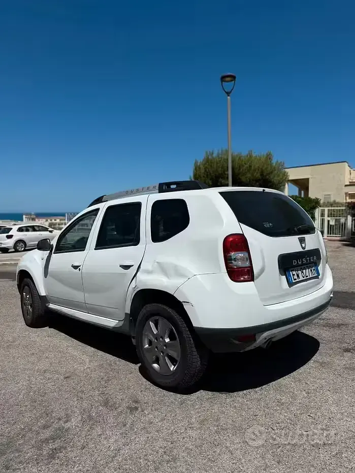 Usata Dacia Duster 109 CV (80 kW) 2014 Bianco SUV