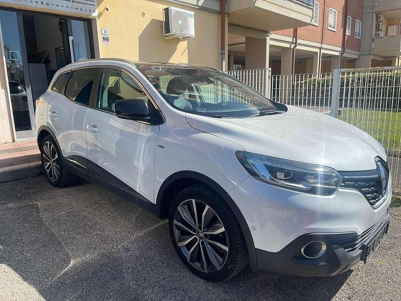 Usata Renault Kadjar Bose Edition 116 CV (85 kW) 2015 Bianco SUV