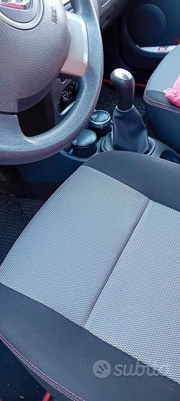 Usata Dacia Duster Lauréate 2013 Nero SUV