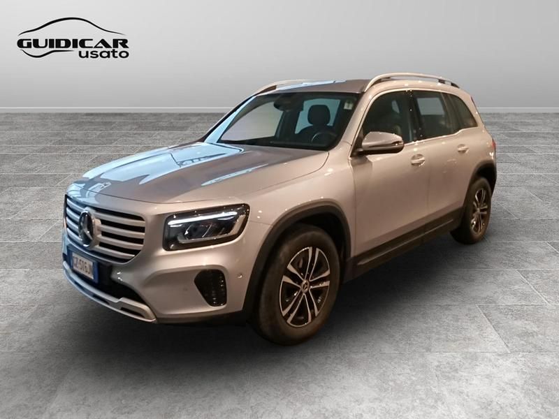 Argento Usata 2025 Mercedes GLB180 Advanced SUV | 38.900 € (Buon prezzo) - Immagine 1/1
