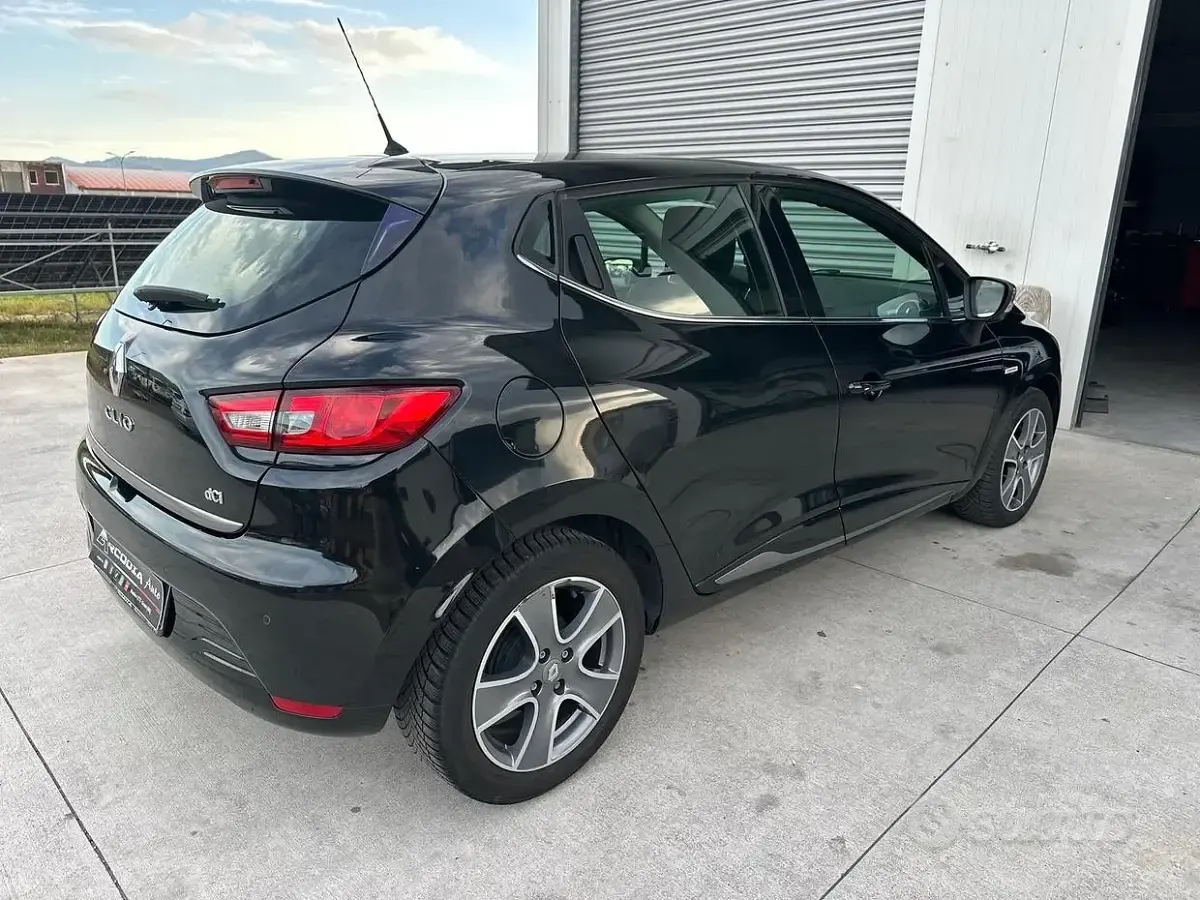 Usata Renault Clio IV 75 CV (55 kW) 2015 Nero Berlina