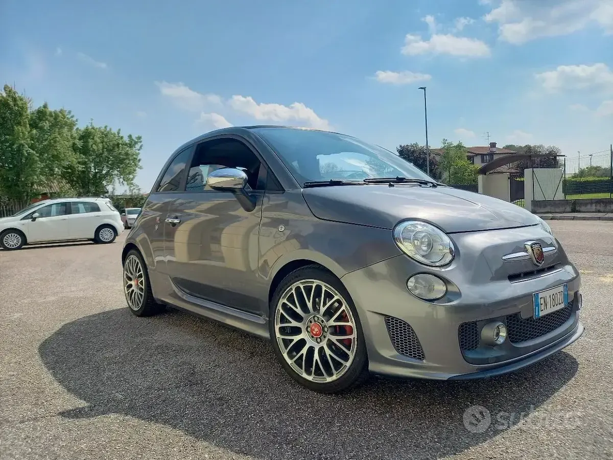 Usata Abarth 595C 160 CV (117 kW) 2012 Grigio Cabrio
