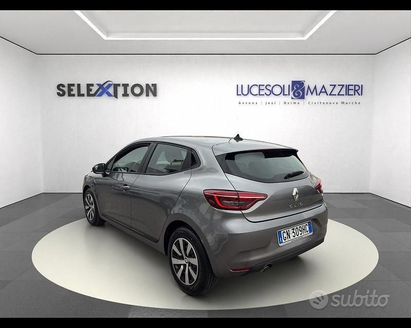 Usata Renault Clio V Equilibre 91 CV (66 kW) 2023 Grigio Berlina