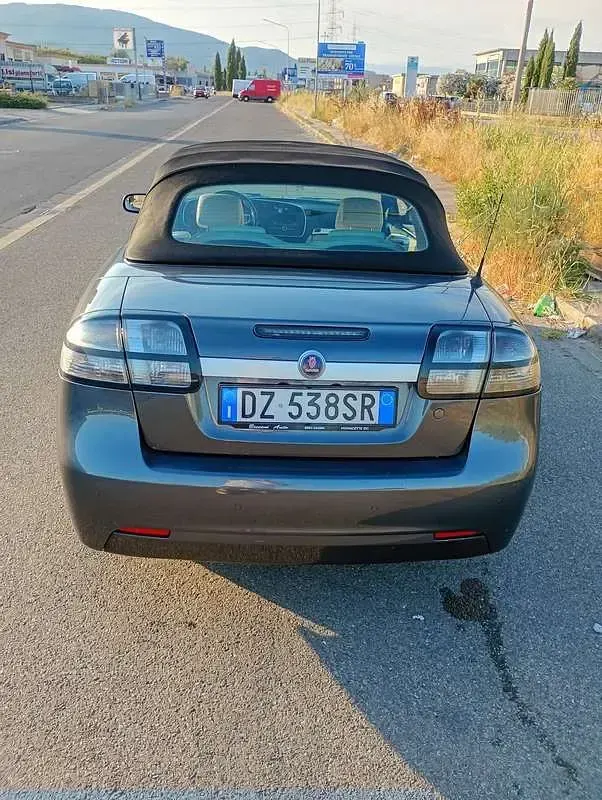 Usata Saab 9-3 Vector 179 CV (131 kW) 2009 Grigio Cabrio