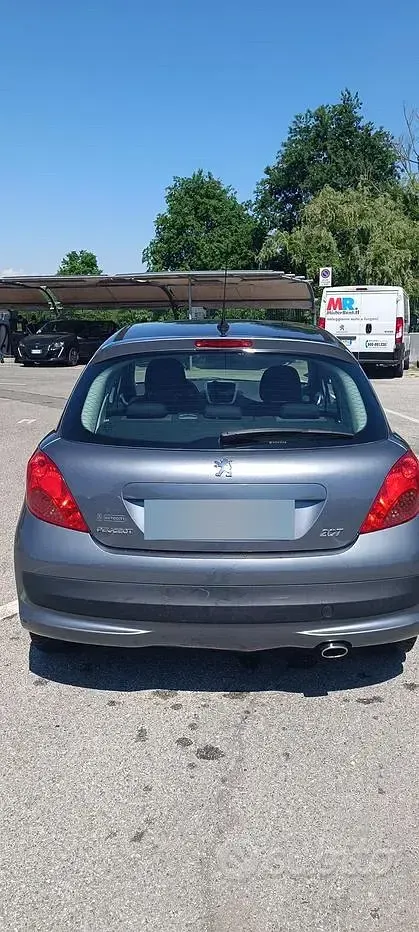 Occasion Peugeot 207 Sport 95 ch (69 kW) 2009 Gris Berline