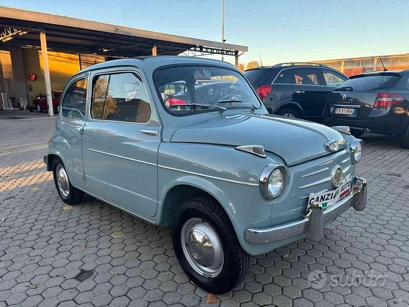 Occasion Fiat 600 22 ch (16 kW) 1950 Citadine