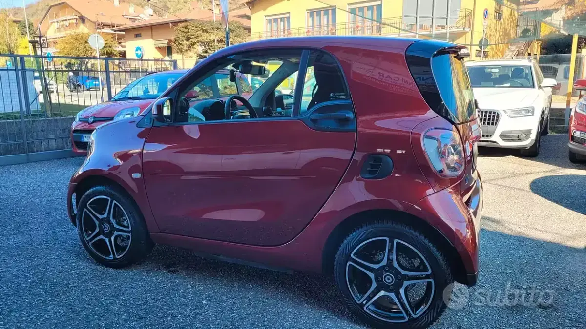 Usata Smart ForTwo Electric Drive 41 kW (56 CV) 2021 Rosso Berlina